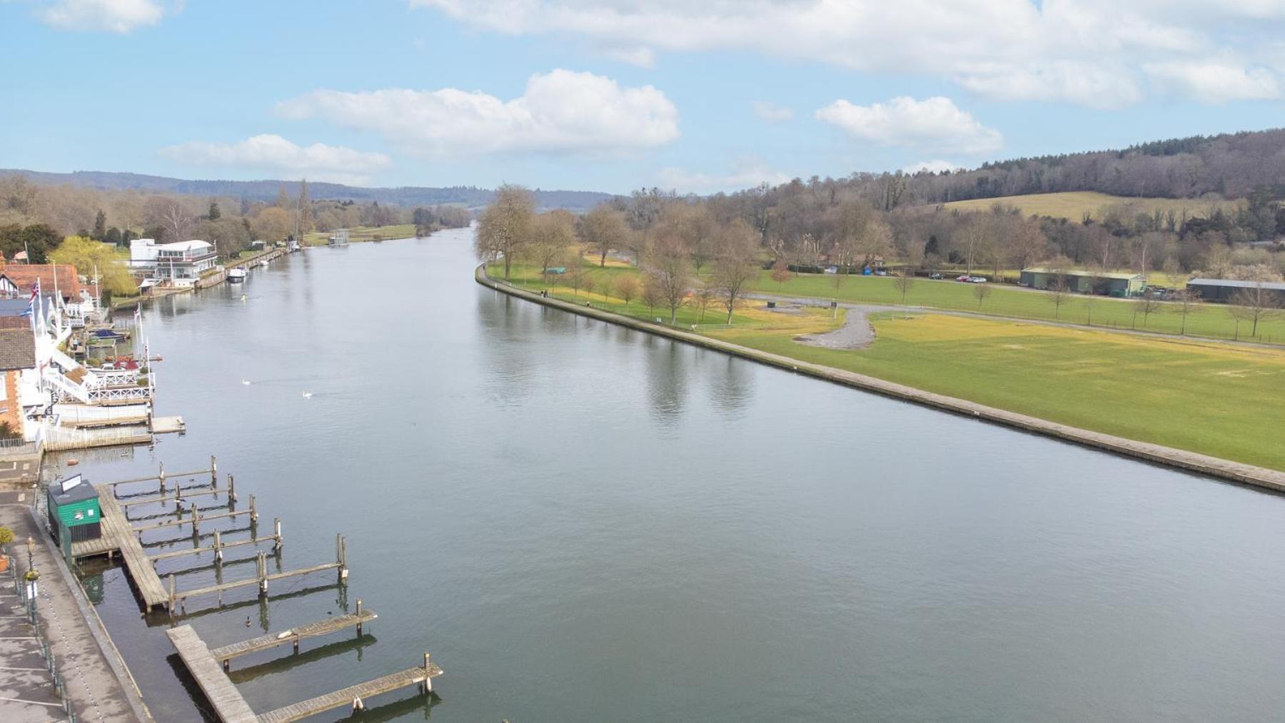 Olive Tale Villa Henley-on-Thames Buitenkant foto